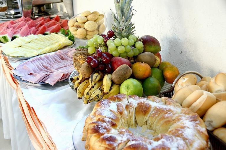 Ancoradouro Hotel - Centro De Порту-Сегуру Экстерьер фото